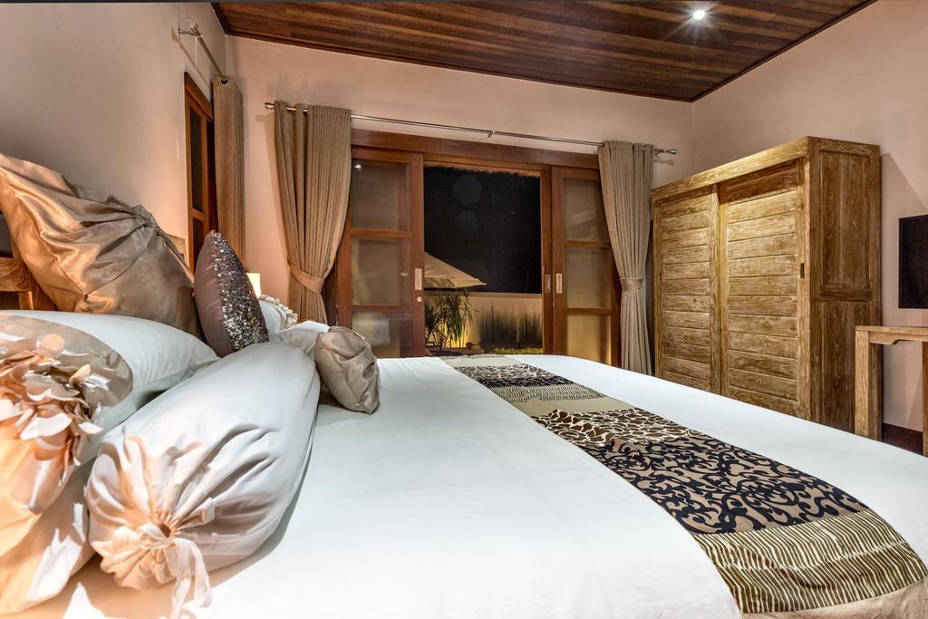 Villa Agung Lembongan Buitenkant foto