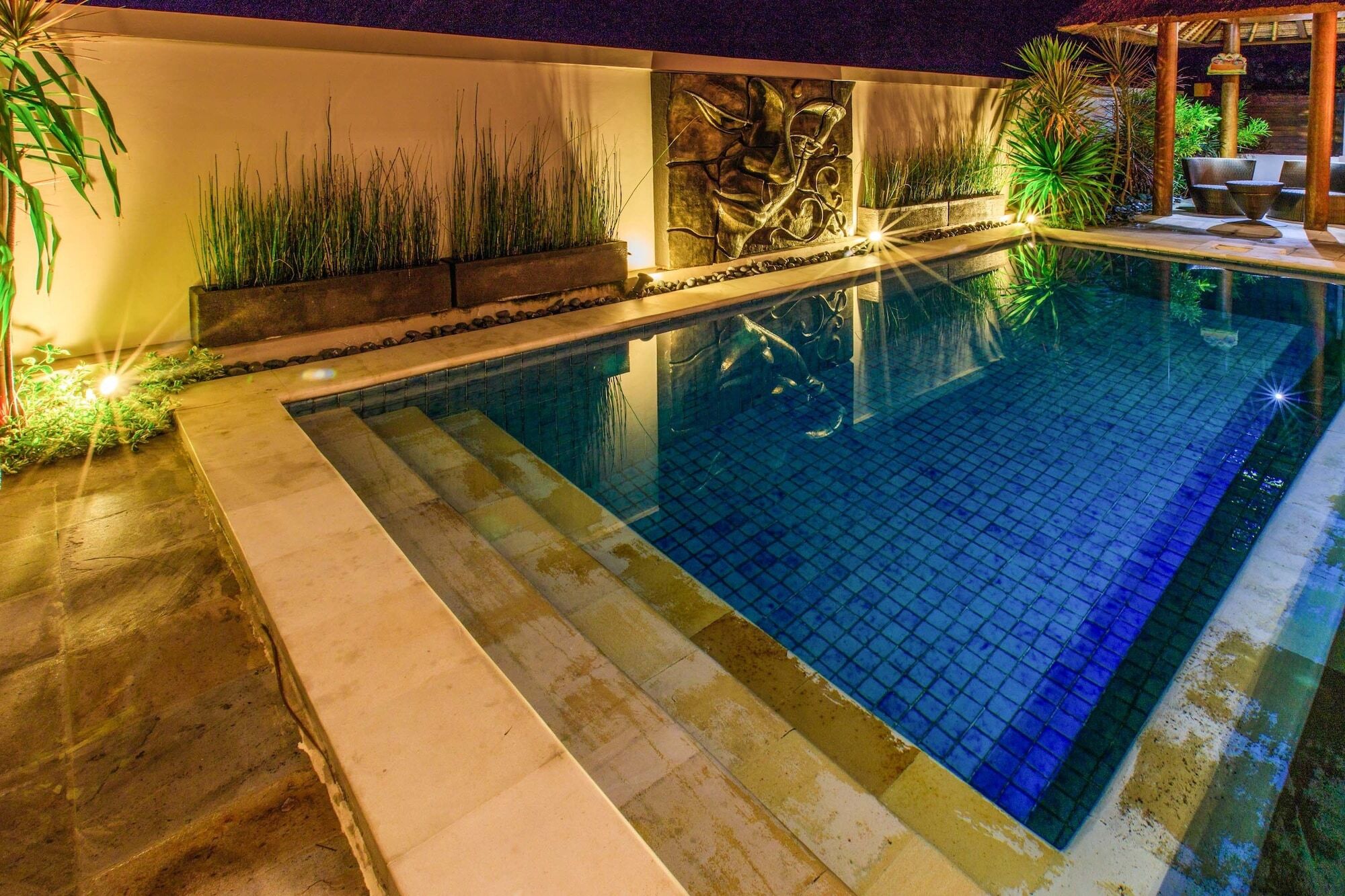 Villa Agung Lembongan Buitenkant foto